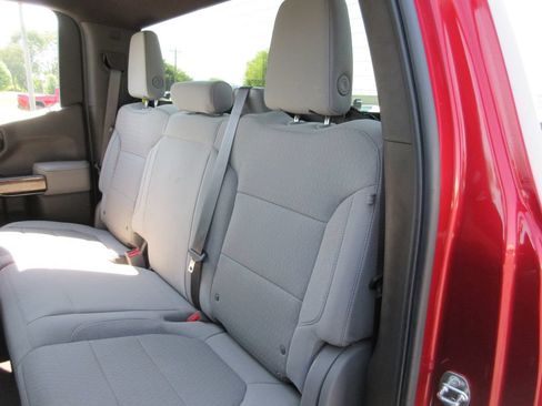 Used 2021 GMC Sierra 1500 SLE w/ X31 Off-Road Package AWD/4WD image 19