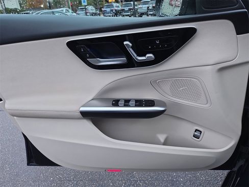 Certified 2022 Mercedes-Benz C 300 4MATIC Sedan image 19