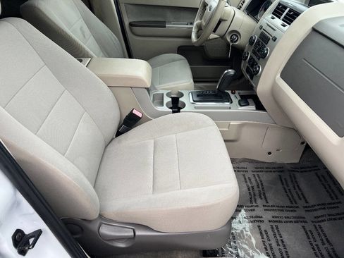 Used 2010 Ford Escape 2WD Hybrid image 26