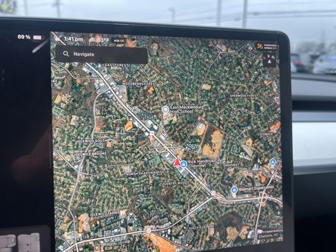 Used 2023 Tesla Model Y Long Range image 24