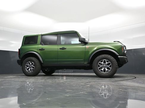 Certified 2025 Ford Bronco Badlands image 49