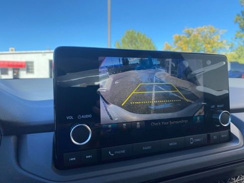 New 2025 Honda Accord SE image 18