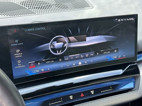 Used 2024 BMW i5 M60 w/ Premium Package AWD/4WD image 17