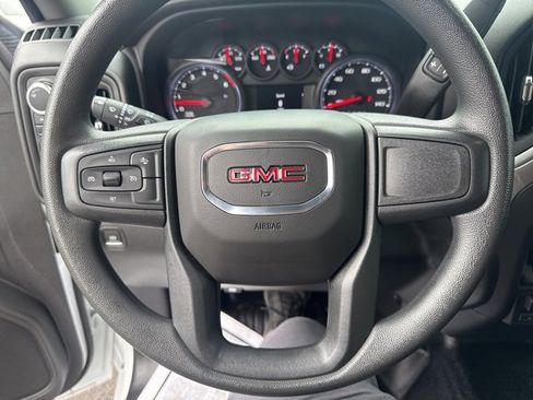 Certified 2024 GMC Sierra 2500 Pro w/ Convenience Package image 19