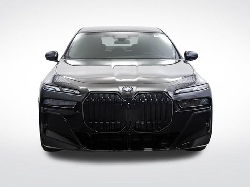 New 2026 BMW 740i xDrive AWD/4WD image 8