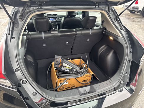 Used 2019 Nissan Leaf SL w/ SL Technology Package FWD image 34