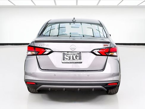 Used 2024 Nissan Versa SR w/ Electronics Package FWD image 5