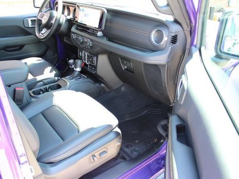New 2026 Jeep Wrangler Unlimited Sahara AWD/4WD image 49