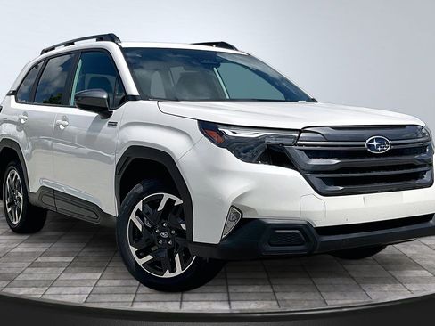 New 2026 Subaru Forester Premium AWD/4WD image 2