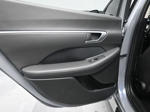 Used 2024 Hyundai Sonata SEL w/ Convenience Package FWD image 18
