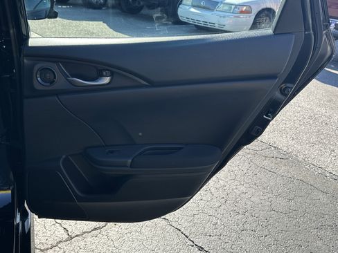 Used 2018 Honda Civic EX image 17