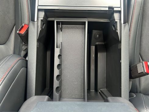 Used 2025 Ford F150 Raptor image 25