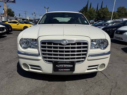 Used 2006 Chrysler 300 C RWD image 2