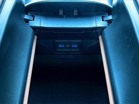 Certified 2024 Mercedes-Benz C 300 4MATIC Sedan w/ Pinnacle Trim Package image 19