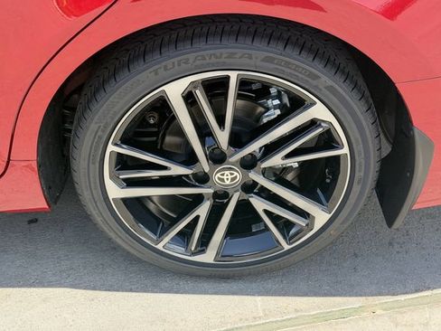 Used 2026 Toyota Camry XSE w/ Premium Package FWD image 8