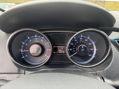 Used 2013 Hyundai Sonata Limited w/ Premium Pkg image 16