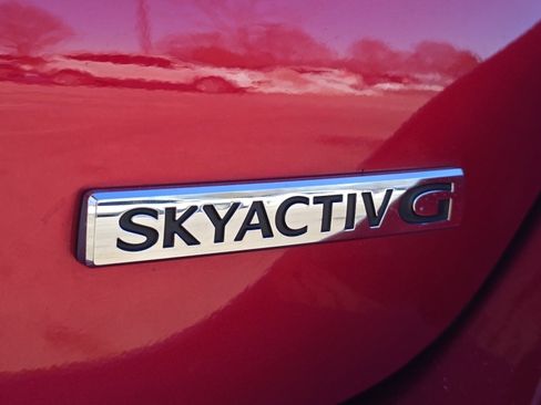 Used 2022 MAZDA MAZDA3 s image 10