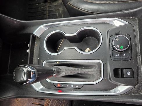 Used 2020 Chevrolet Traverse RS w/ LPO, Floor Liner Package AWD/4WD image 12