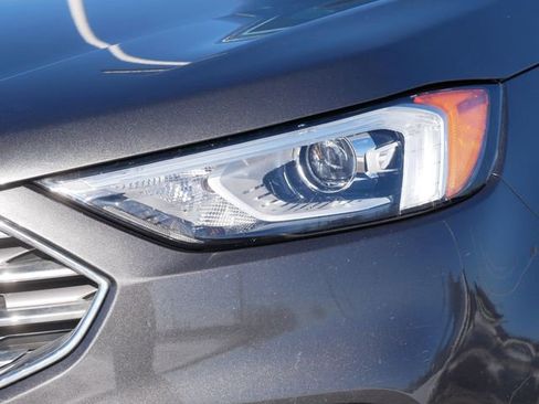 Used 2019 Ford Edge Titanium w/ Cold Weather Package image 11