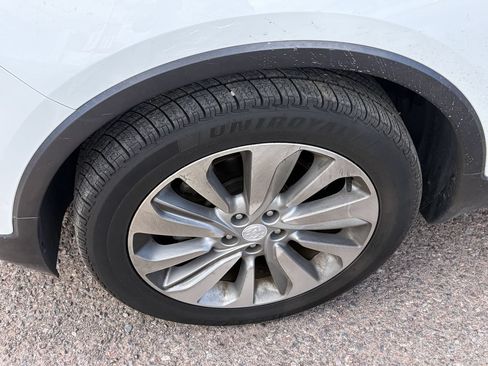 Used 2019 Buick Encore Preferred FWD image 5