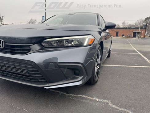 Certified 2024 Honda Civic EX image 29