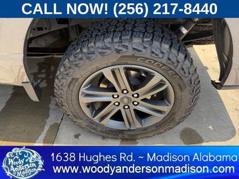 Used 2022 Ford F150 Lariat AWD/4WD image 9