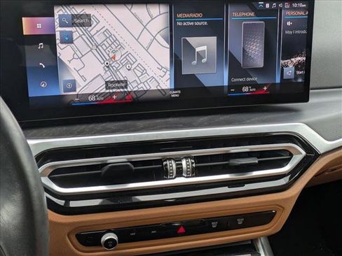 Used 2023 BMW i4 eDrive35 w/ Premium Package image 11