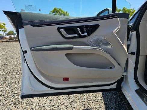 Used 2023 Mercedes-Benz EQS 450+ Sedan image 19