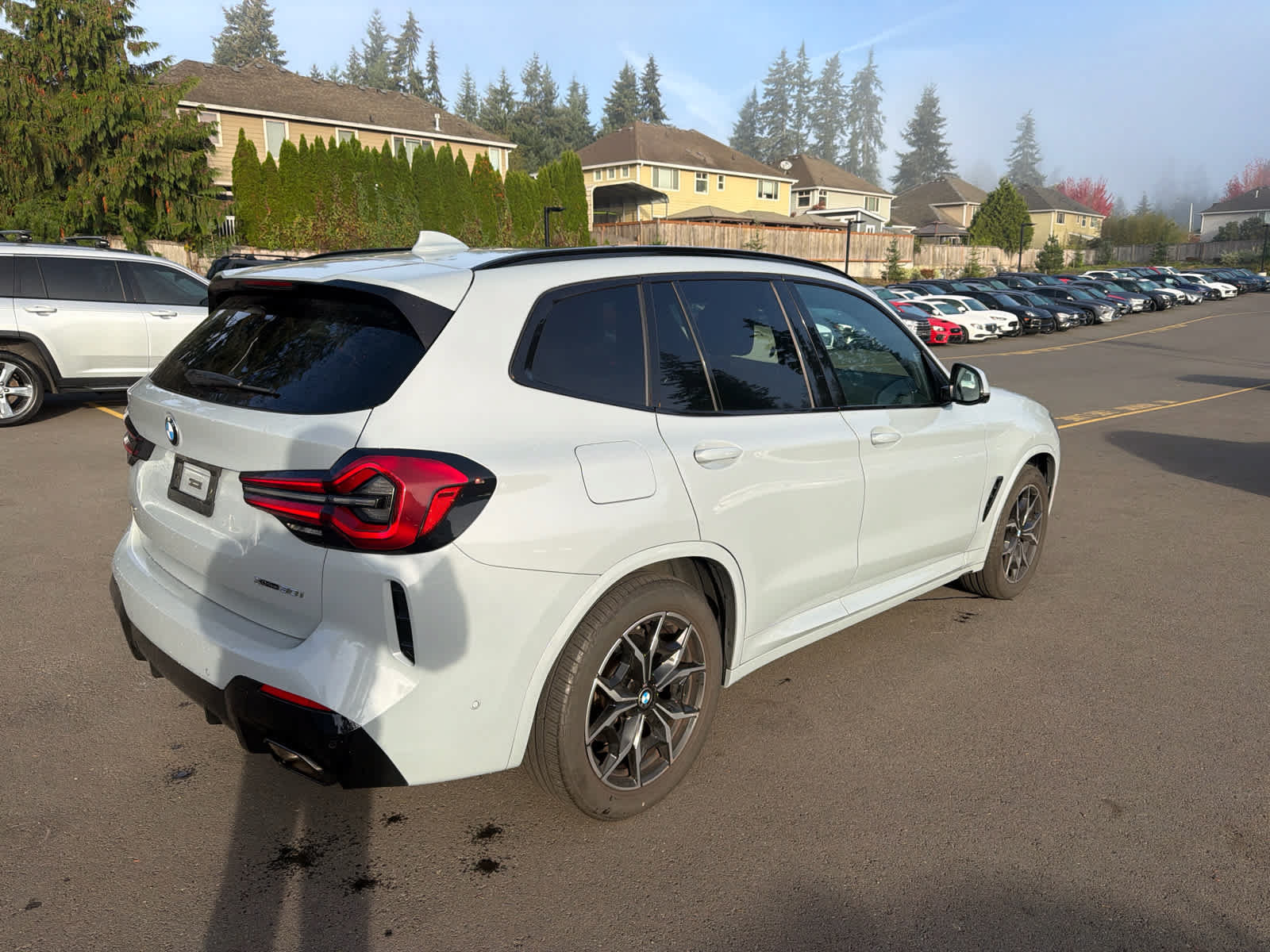 Used 2024 BMW X3 xDrive30i w/ Premium Package AWD/4WD image 4