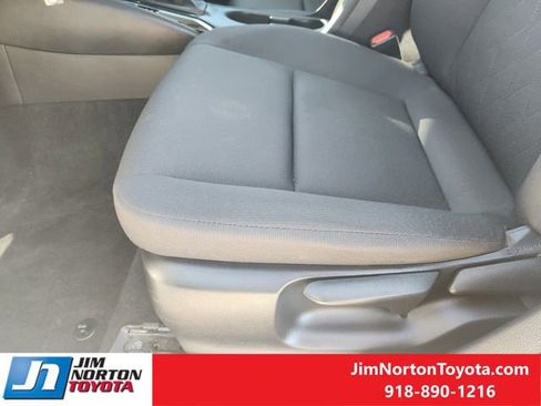 Used 2024 Toyota Corolla LE image 25