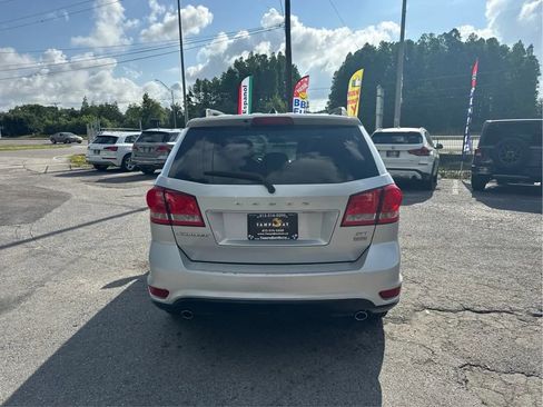 Used 2014 Dodge Journey SXT w/ Flexible Seating Group FWD image 6