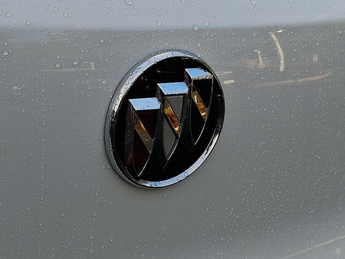 Used 2022 Buick Encore GX Preferred w/ Cold Weather Comfort Package image 28