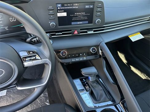 New 2026 Hyundai Elantra Blue image 27