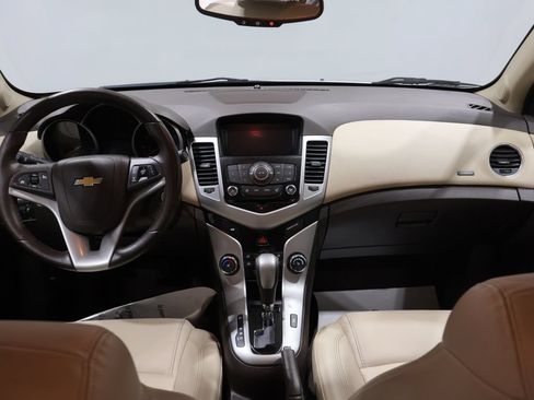 Used 2015 Chevrolet Cruze LT FWD image 15