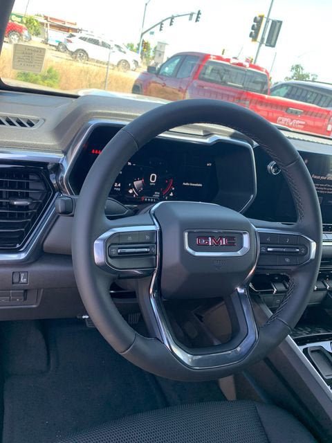 New 2026 GMC Canyon Elevation RWD image 18