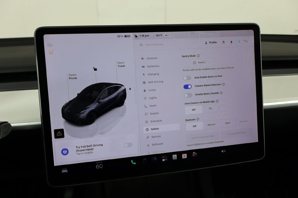 Used 2023 Tesla Model Y Long Range AWD/4WD image 36