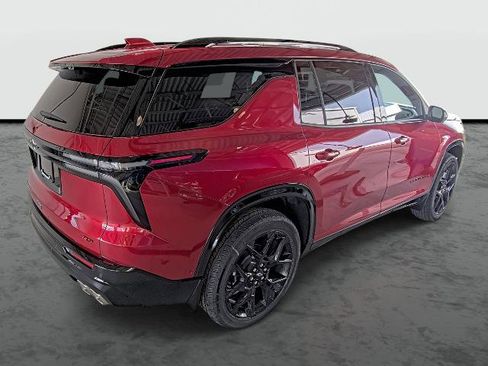 New 2026 Chevrolet Traverse RS w/ LPO, Floor Liner Package image 4