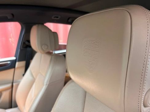 Used 2023 Porsche Macan AWD/4WD image 15
