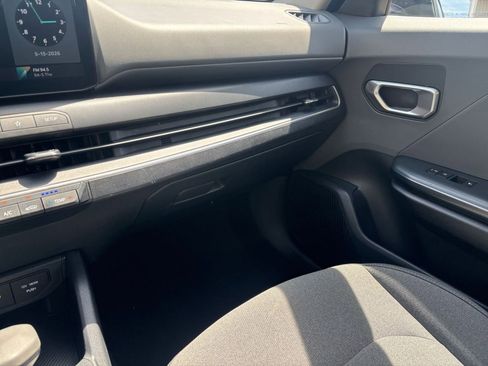 Used 2025 Kia K4 FWD image 34