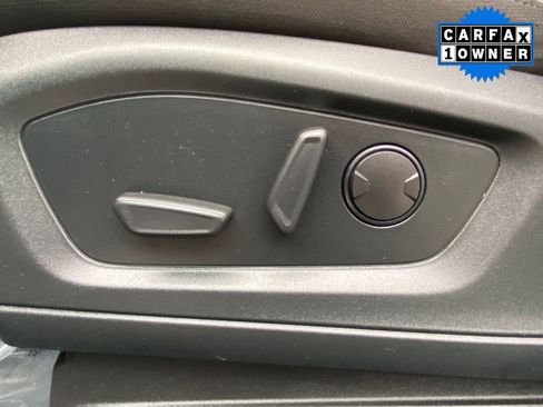 Used 2021 Ford Explorer XLT w/ Class III Trailer Tow Package image 13