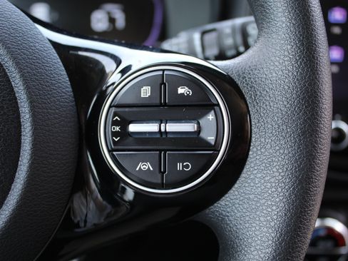 Used 2023 Kia Soul S FWD image 38