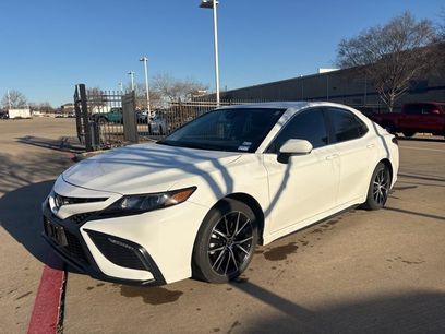Used 2024 Toyota Camry SE