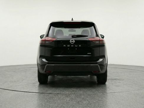 Used 2025 Nissan Rogue SV image 7