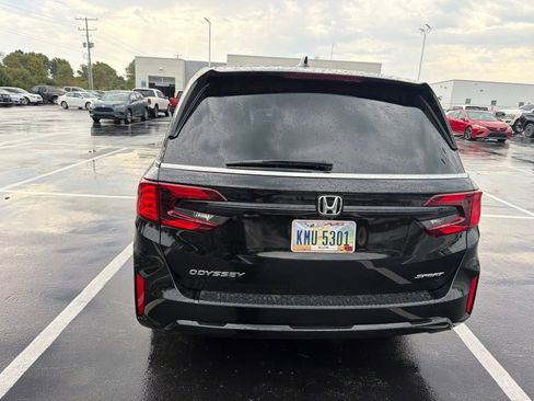 Used 2025 Honda Odyssey Sport-L image 5