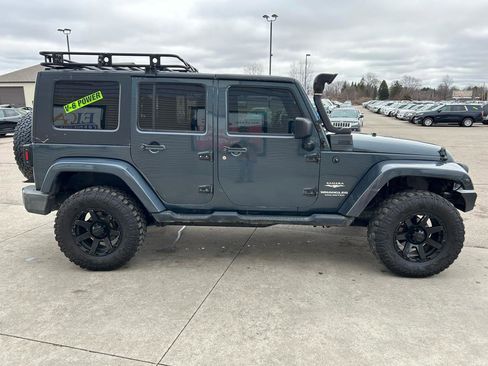 Used 2007 Jeep Wrangler Unlimited Sahara image 4