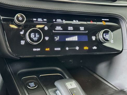 Used 2023 INFINITI QX60 Luxe w/ Cargo Package FWD image 24