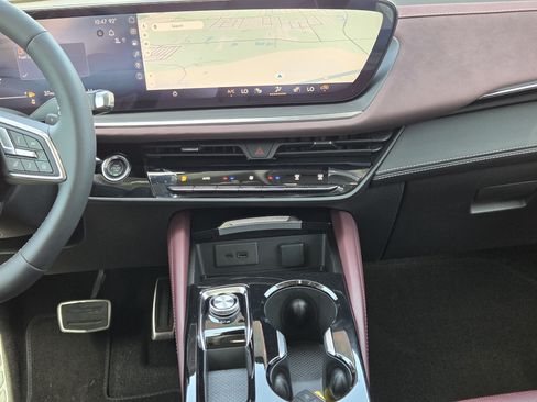 New 2026 Buick Envision Sport Touring AWD/4WD image 10