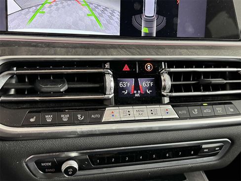 Used 2022 BMW X5 xDrive40i w/ M Sport Package image 28