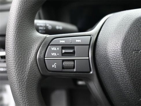 New 2025 Honda Accord SE image 11