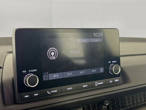 Used 2024 Honda CR-V LX image 16